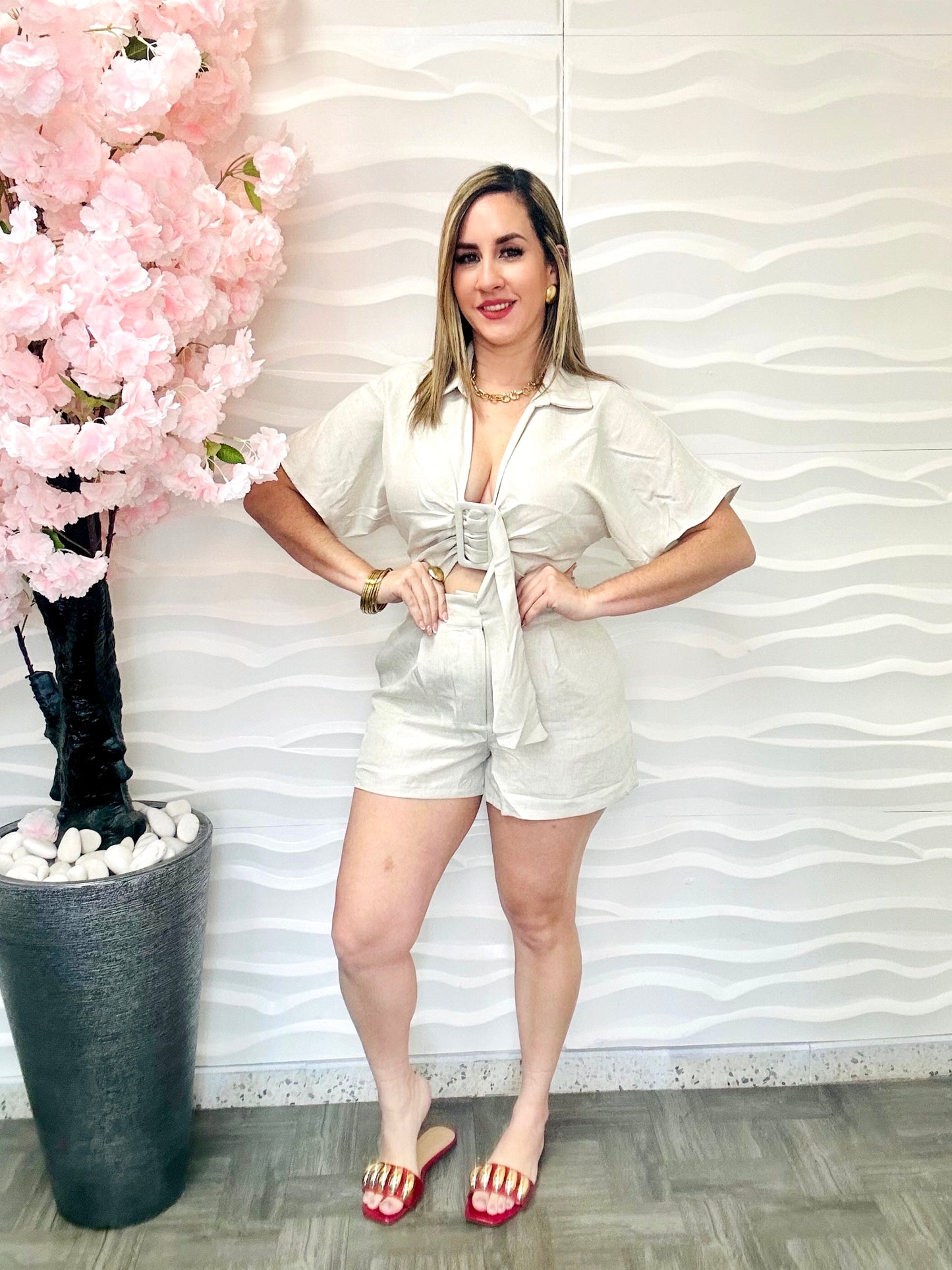 Noelys ivory set