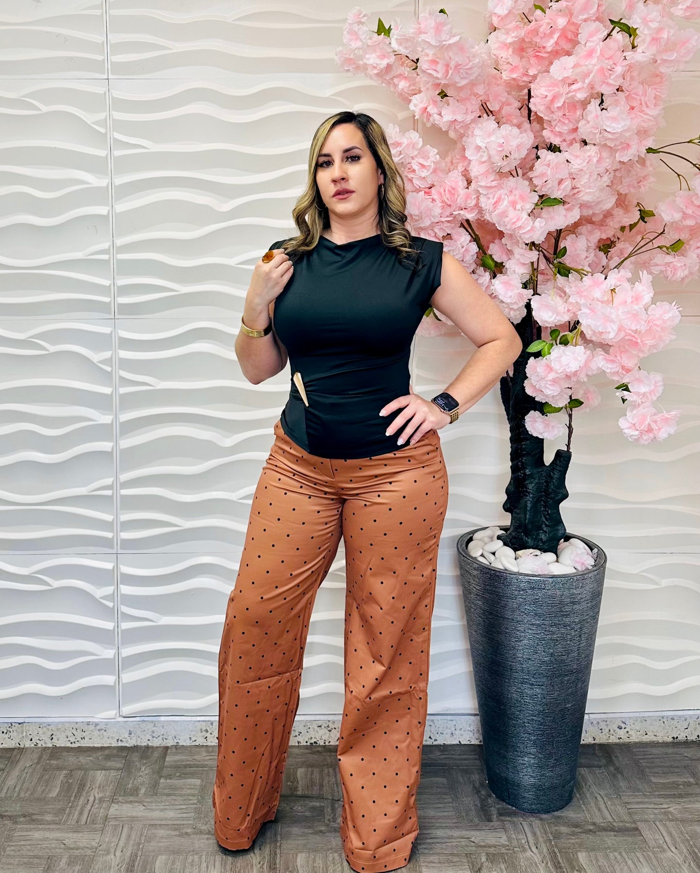 Doris black top
